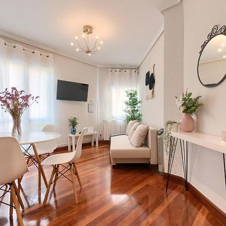 Appartement Vivienda Turistica Junto Al Ayuntamiento à Bilbao Extérieur photo