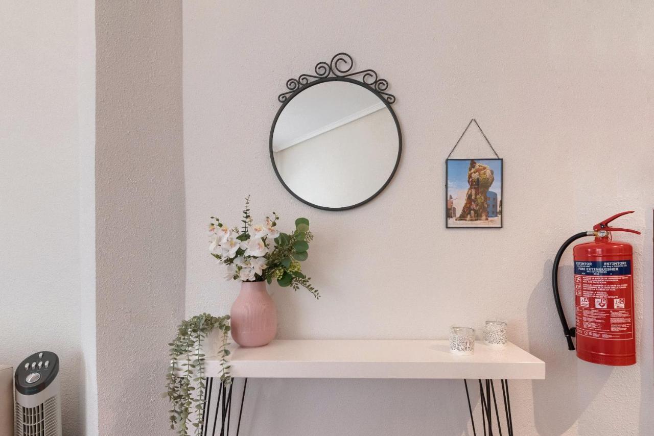 Appartement Vivienda Turistica Junto Al Ayuntamiento à Bilbao Extérieur photo