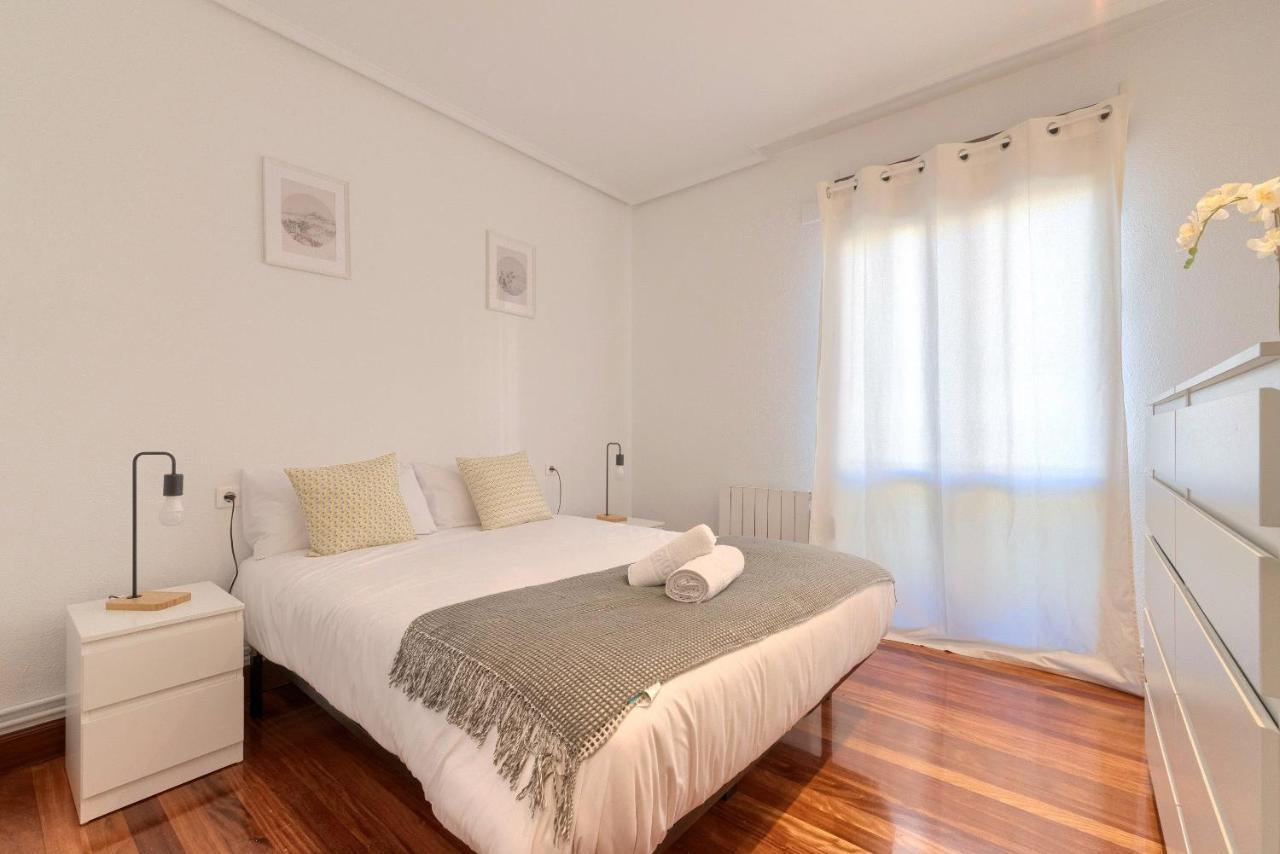 Appartement Vivienda Turistica Junto Al Ayuntamiento à Bilbao Extérieur photo