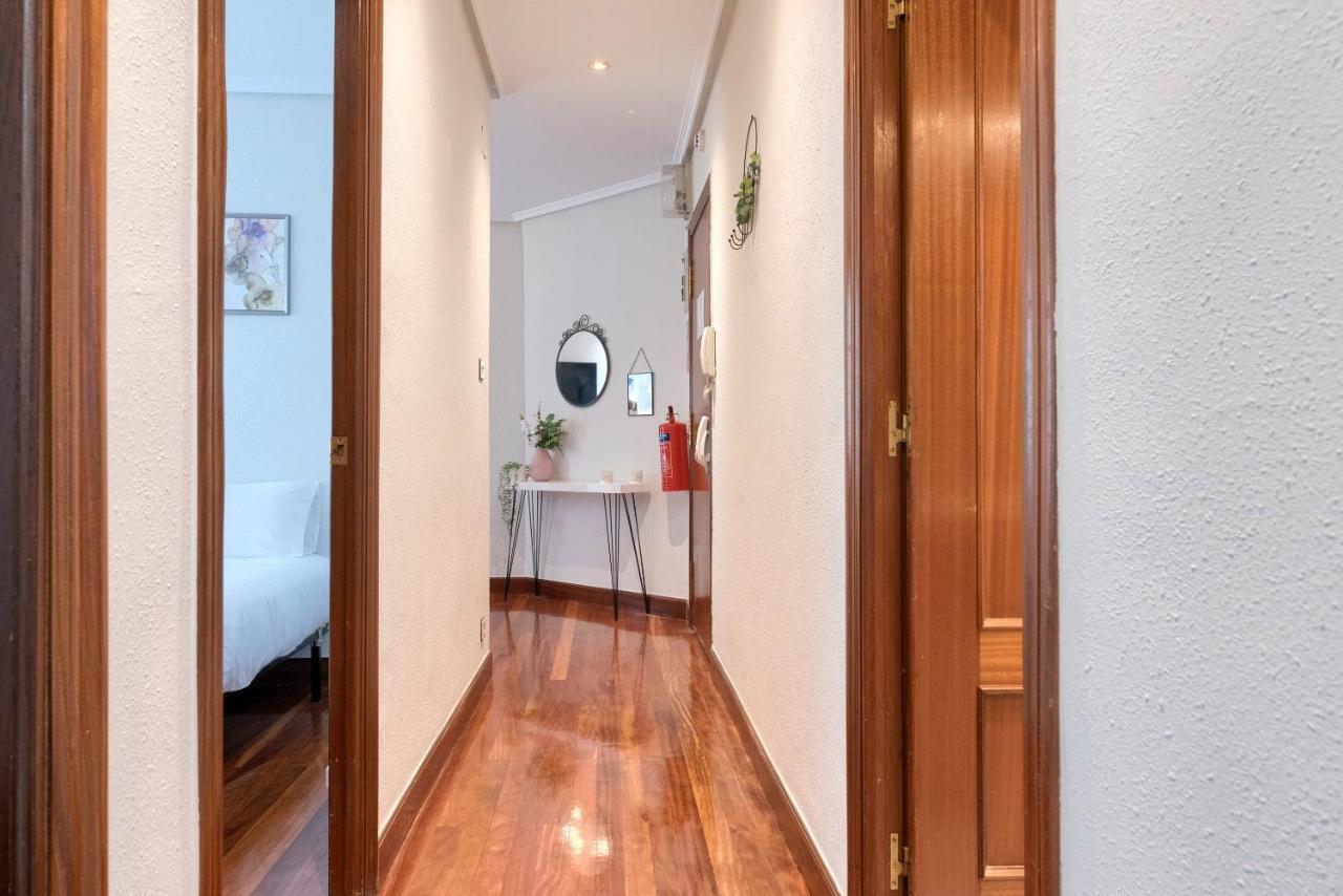Appartement Vivienda Turistica Junto Al Ayuntamiento à Bilbao Extérieur photo