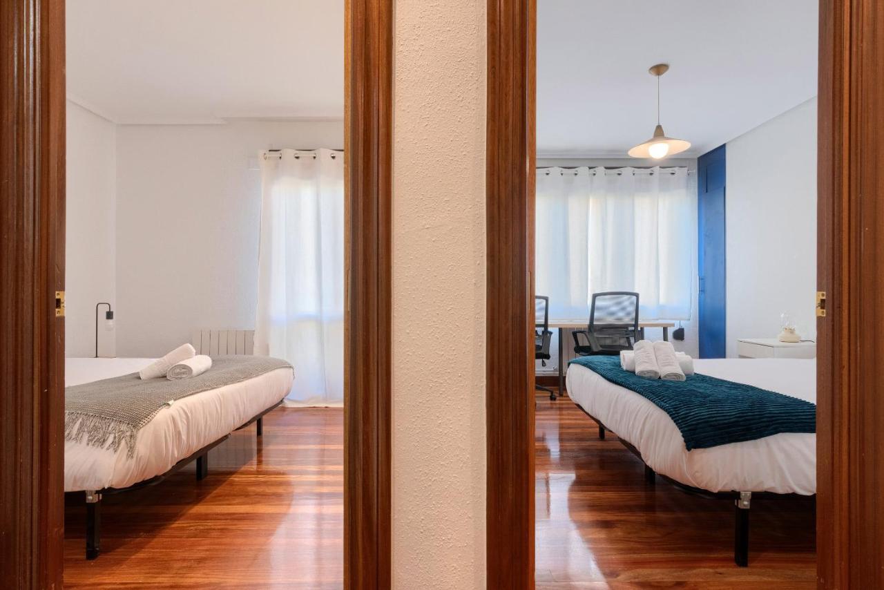 Appartement Vivienda Turistica Junto Al Ayuntamiento à Bilbao Extérieur photo